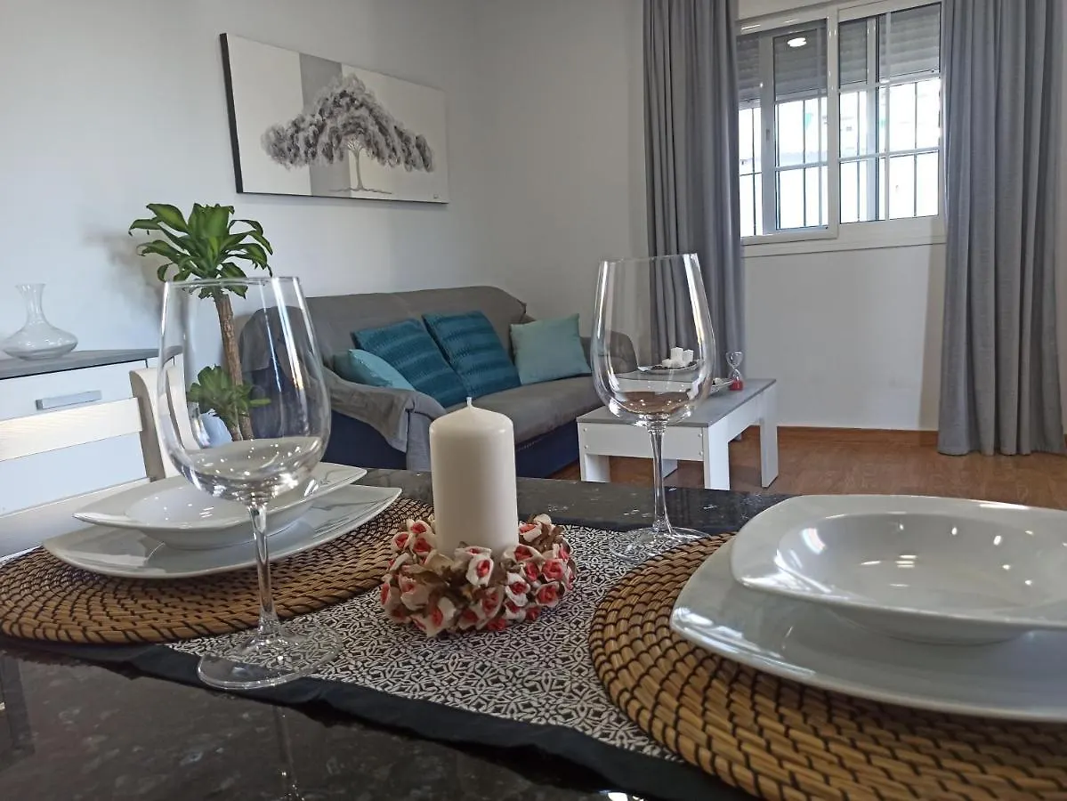 טורמולינוס Novedad Suite Centrico Con Porche Y Jardin ספרד